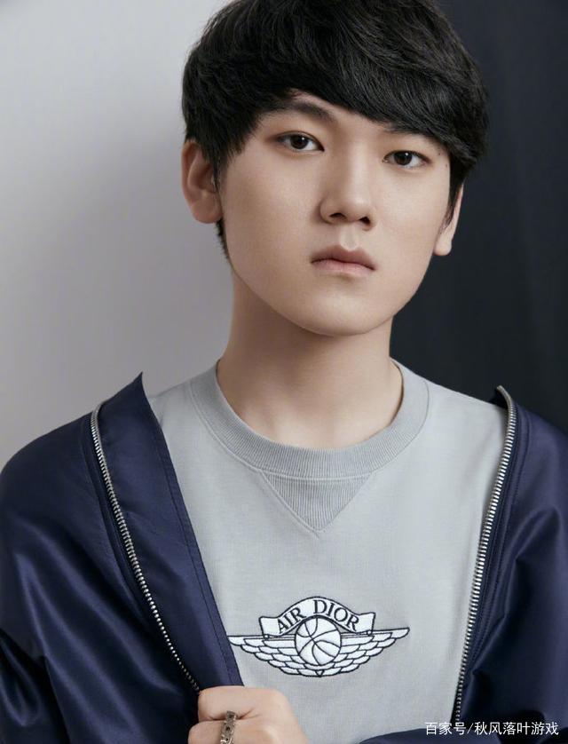 传闻：SimonD4rk 和 Tag 将为 Apeks 参加 EWC 2025 资格赛